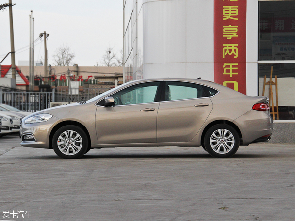 廣汽菲亞特2015款菲翔