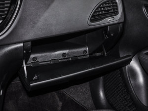 2015款1.4T 手动悦享版 手套箱