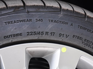 20151.4T Ԅ(dng) ݆̥ߴ