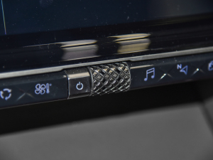 20211.6T E-TENSE  {(dio)(ji)