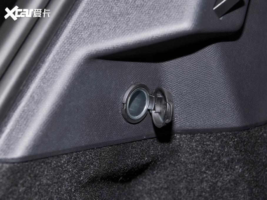 2022��DS 7 45THP �R����ذ�