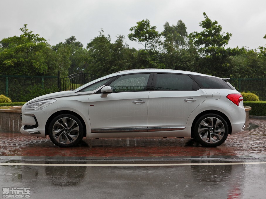 2013DS 5 1.6T Ԅ THP200 