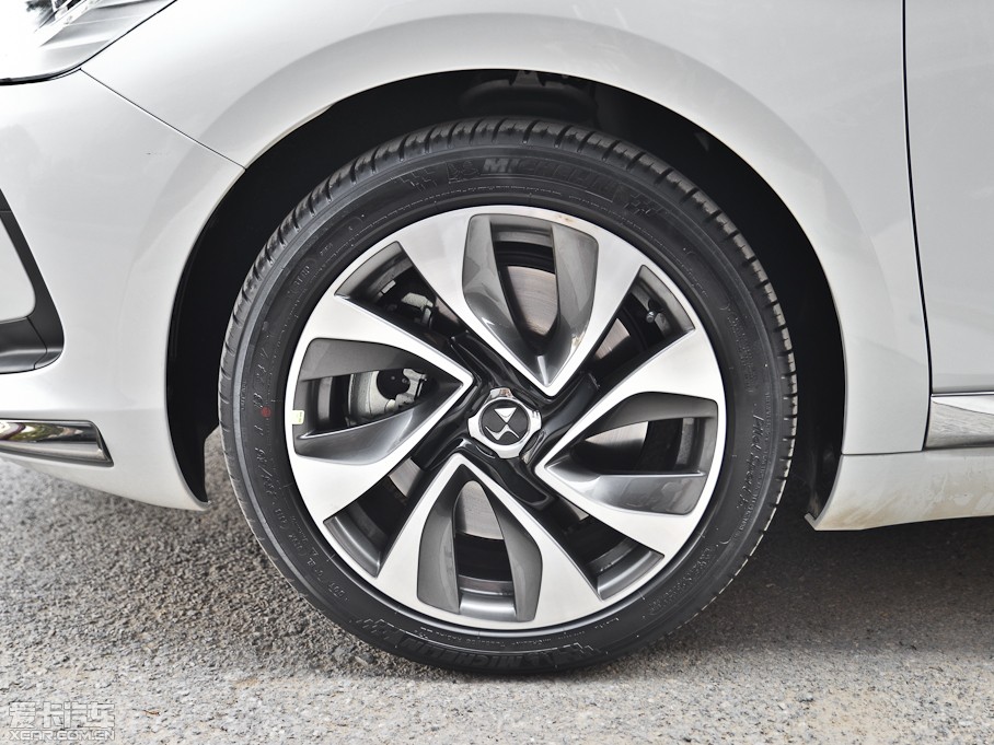 2013DS 5 1.6T Ԅ THP200 