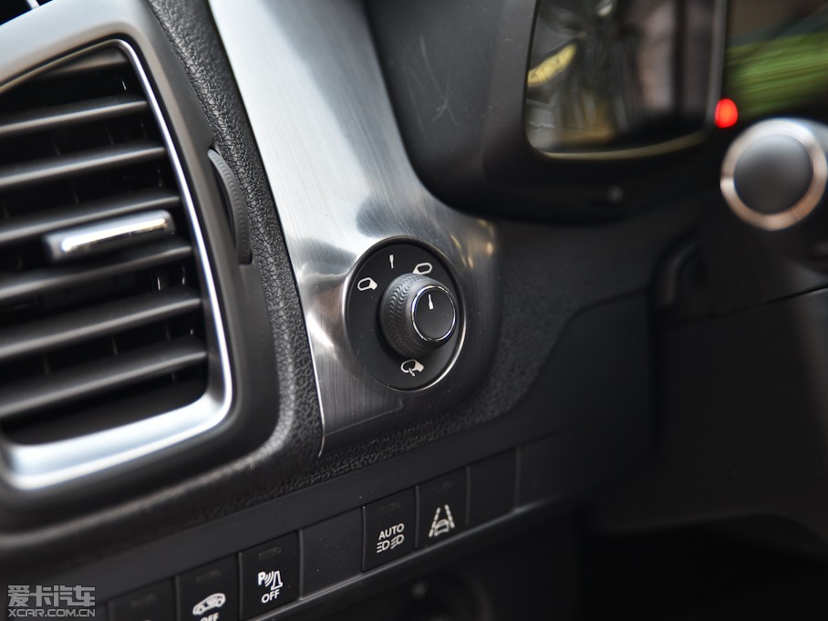 2013DS 5 1.6T Ԅ(dng) THP200 