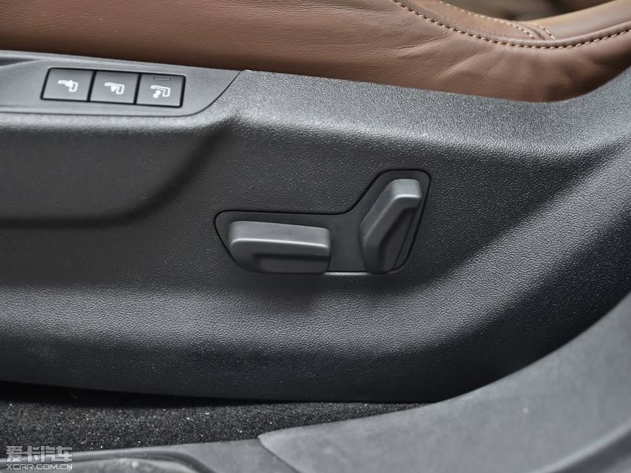 2013DS 5 1.6T Ԅ THP200 