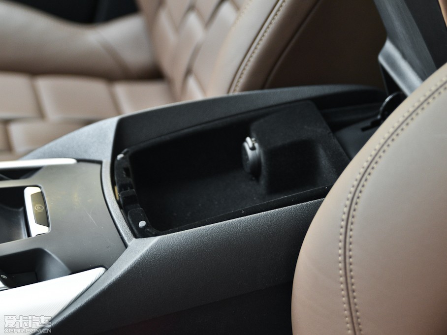 2013DS 5 1.6T Ԅ THP200 