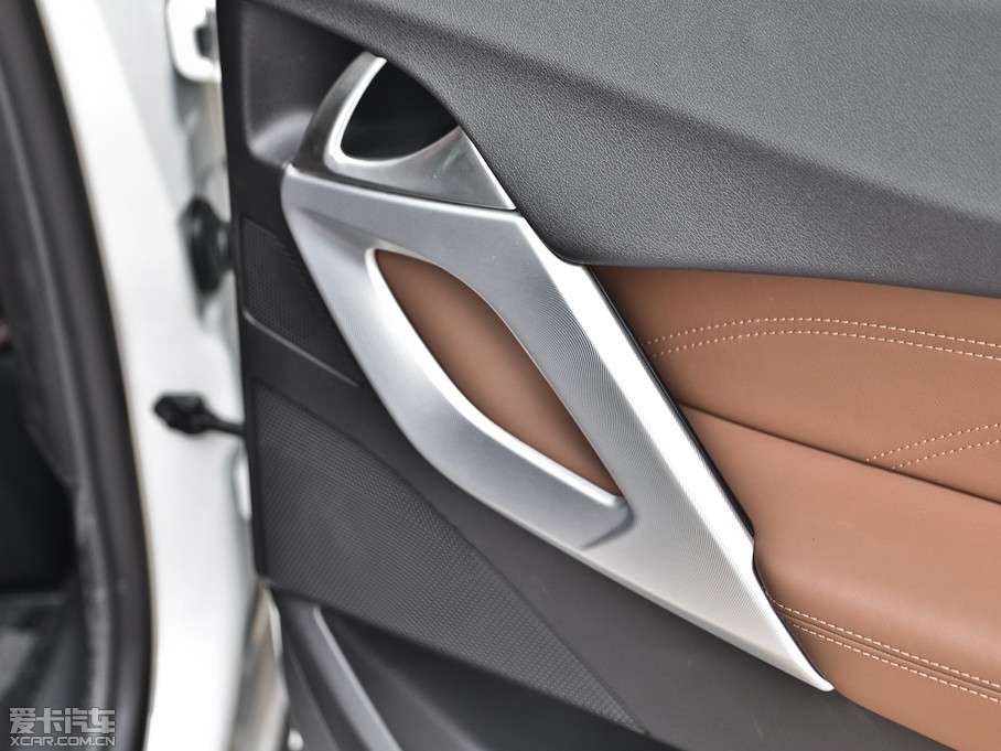 2013DS 5 1.6T Ԅ THP200 