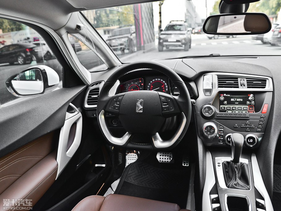 2013DS 5 1.6T Ԅ THP200 