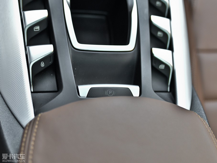 2013DS 5 1.6T Ԅ THP200 