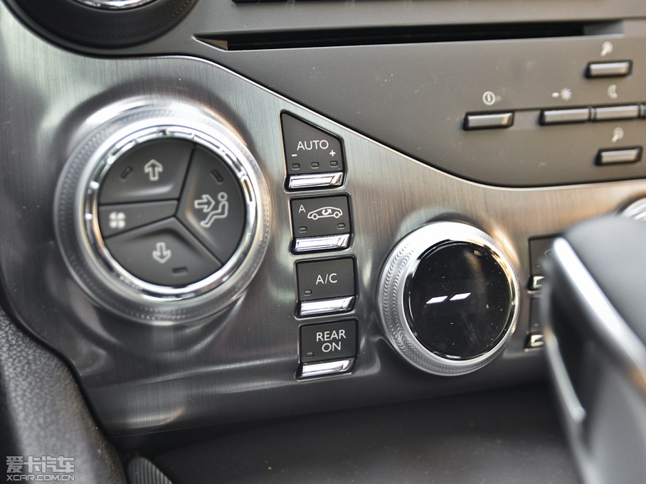 2013DS 5 1.6T Ԅ THP200 