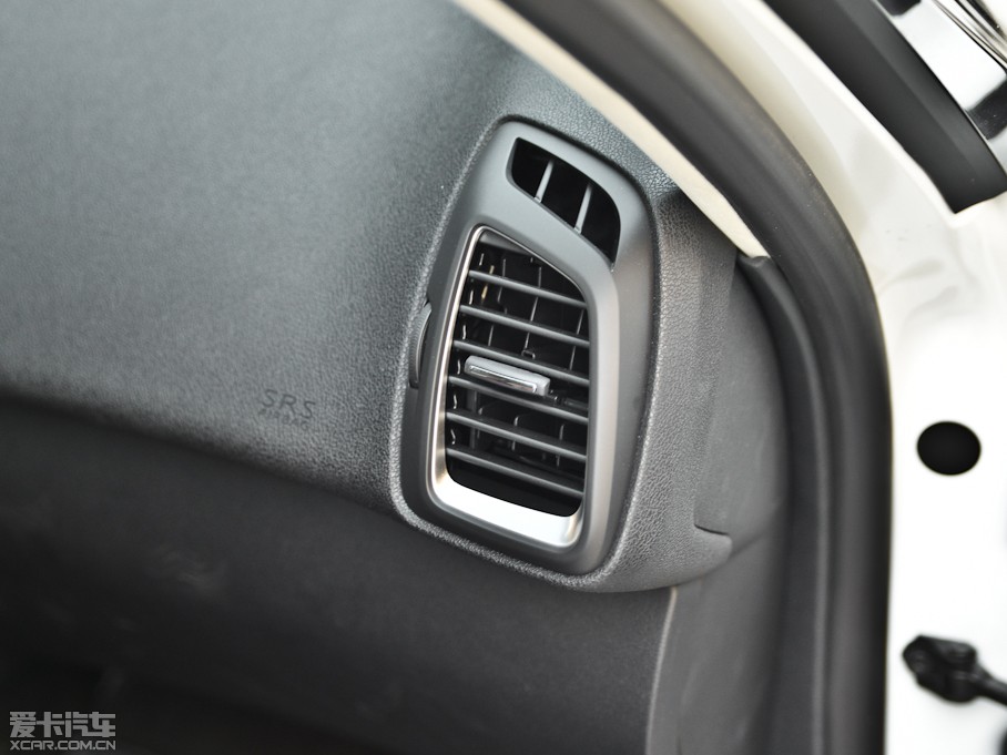 2013DS 5 1.6T Ԅ THP200 