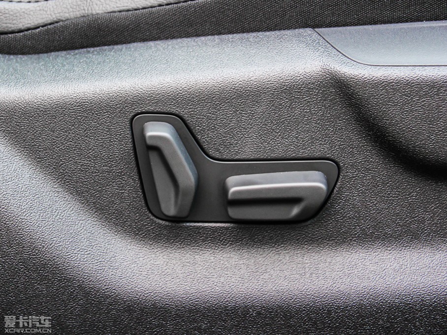 2013DS 5 1.6T ԄӺA THP160 