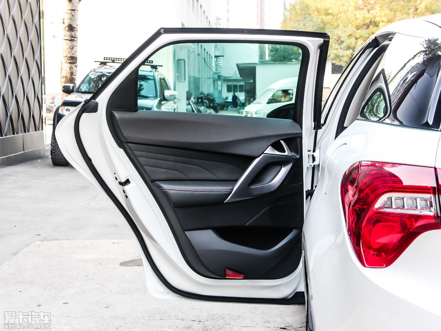 2013DS 5 1.6T ԄӺA THP160 