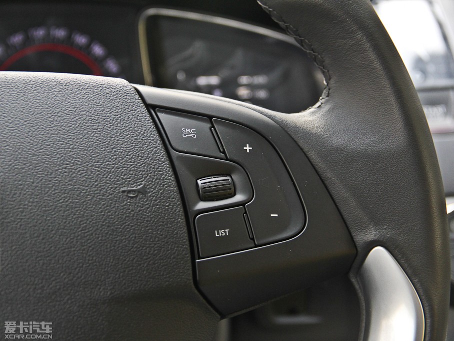 2013DS 5 1.6T Ԅ(dng)A THP200