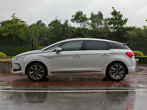 2013款1.6T 自动尊享版 THP200  整体外观