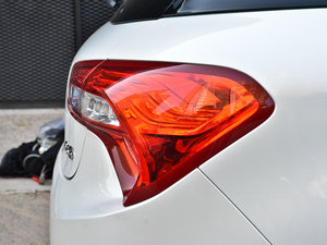 2013款1.6T 自动尊享版 THP200  细节外观