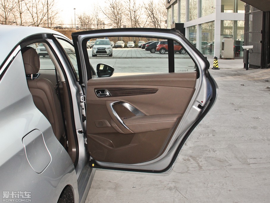 2014DS 5LS THP200 Ԅ