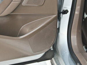 2014THP200 Ԅ(dng) п؅^(q)