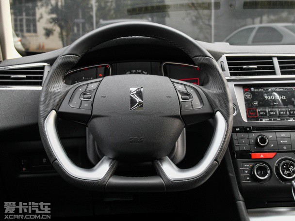 長安PSA2014款DS 6