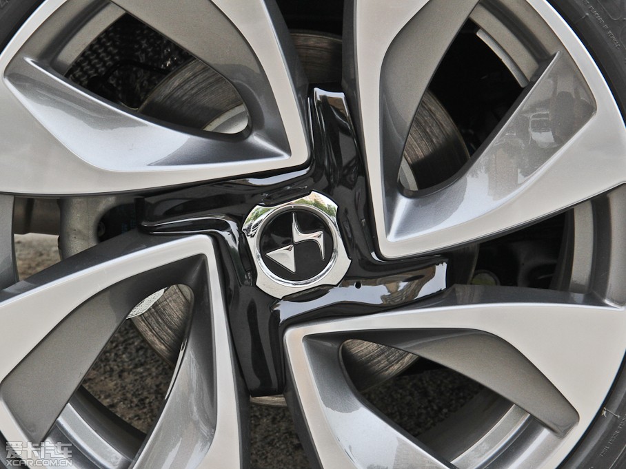 2014DS 5 1.6T Ԅ THP200