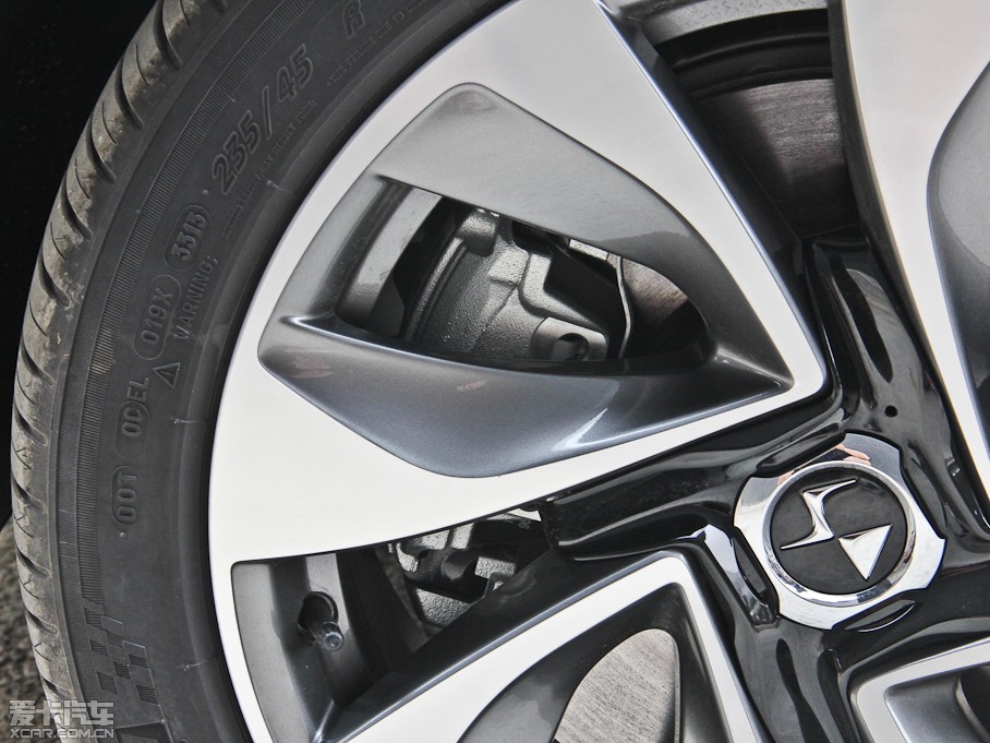 2014DS 5 1.6T Ԅ THP200