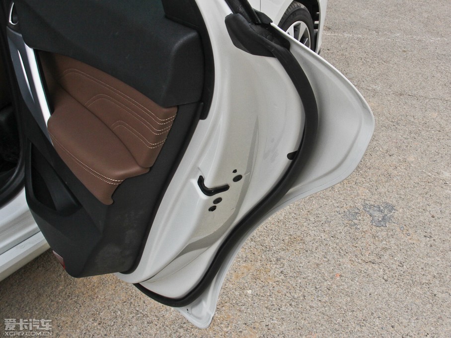 2014DS 5 1.6T Ԅ THP200