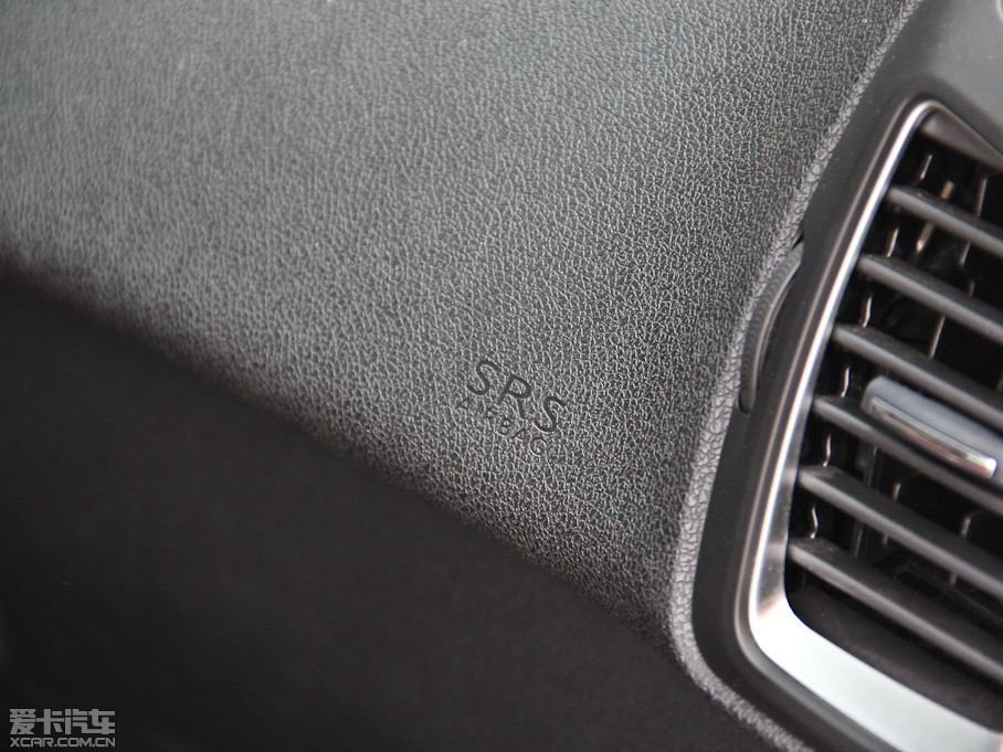 2014DS 5 1.6T Ԅ THP200