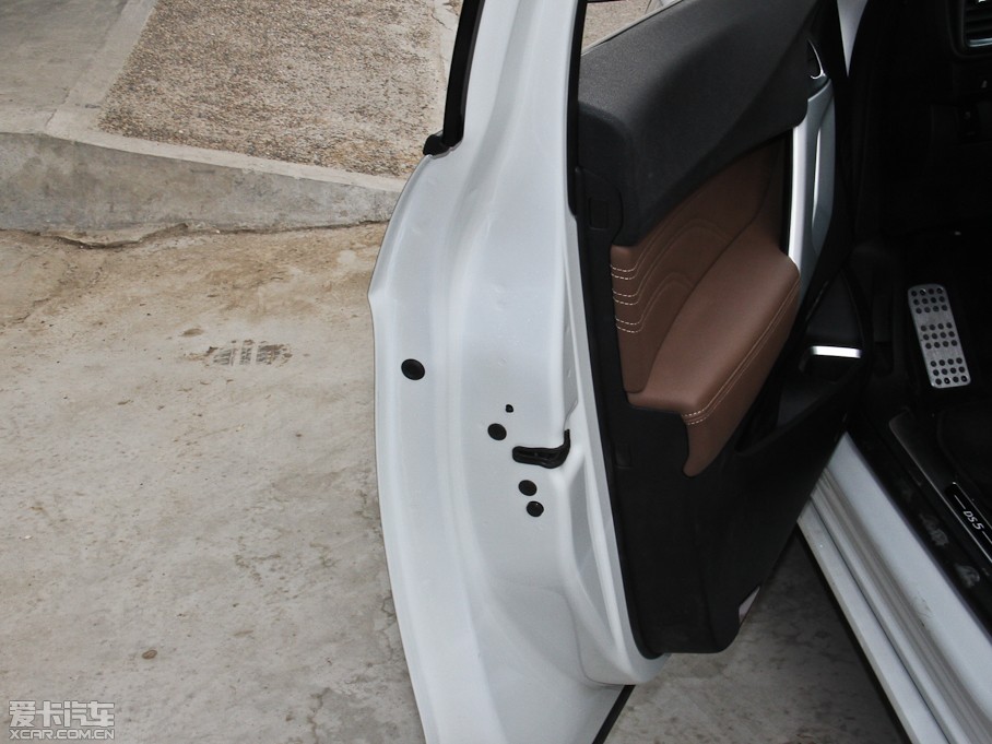 2014DS 5 1.6T Ԅ THP200