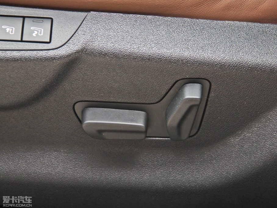 2014DS 5 1.6T Ԅ THP200