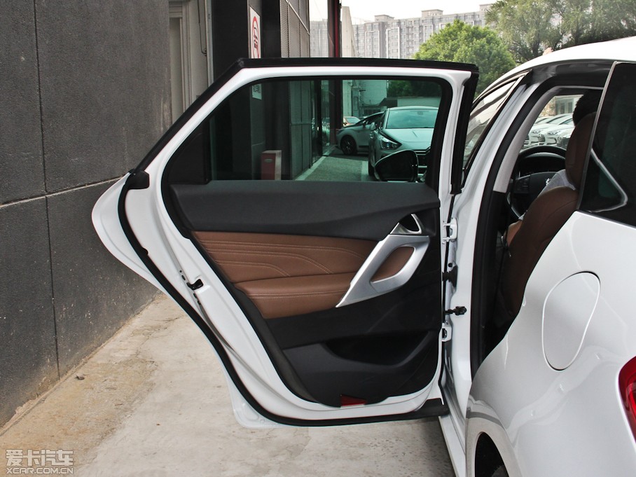 2014DS 5 1.6T Ԅ THP200