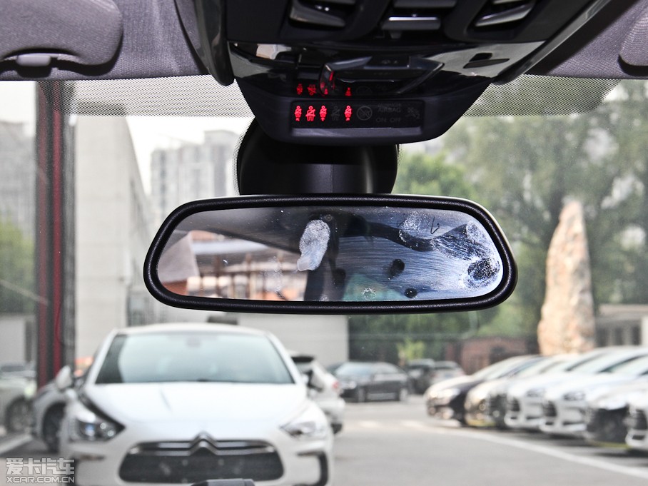 2014DS 5 1.6T Ԅ THP200