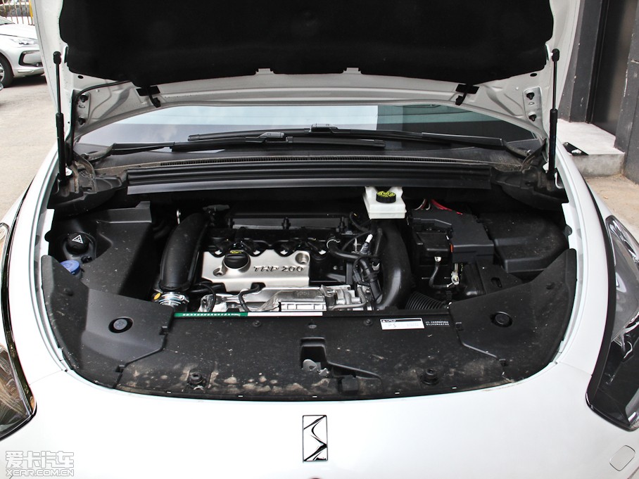 2014DS 5 1.6T Ԅ THP200