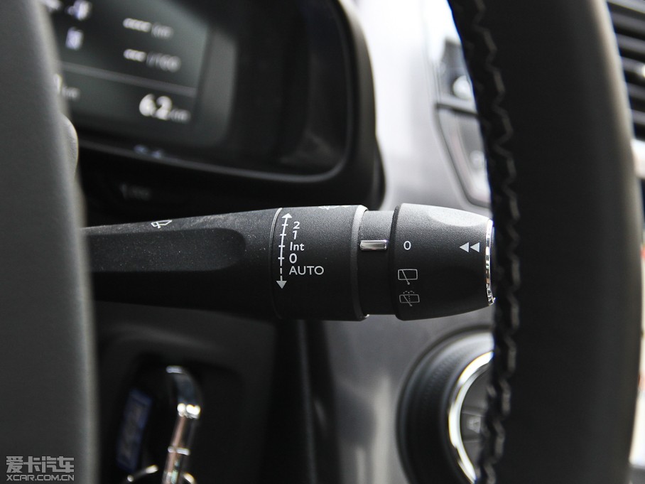 2014��DS 5 1.6T �Ԅ������� THP200