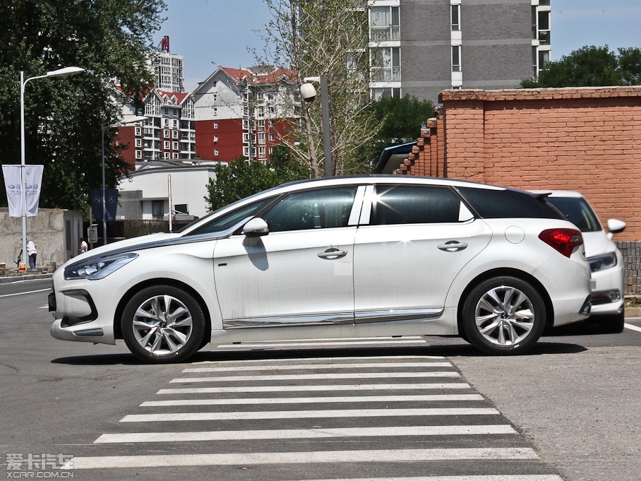 2014DS 5 1.6T ԄӺA THP160