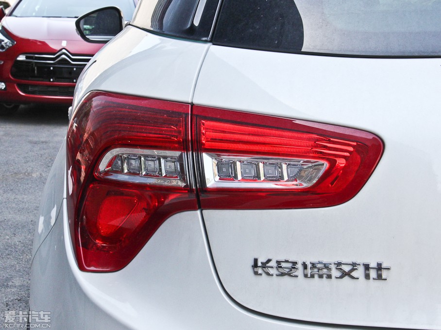 2014��DS 5 1.6T �ԄӺ��A�� THP160