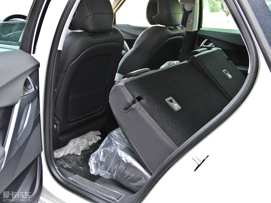 2014��DS 5 1.6T �ԄӺ��A�� THP160