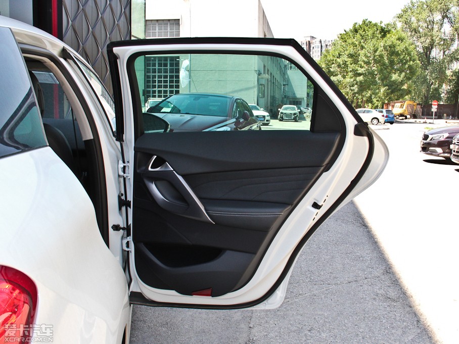 2014DS 5 1.6T ԄӺA THP160