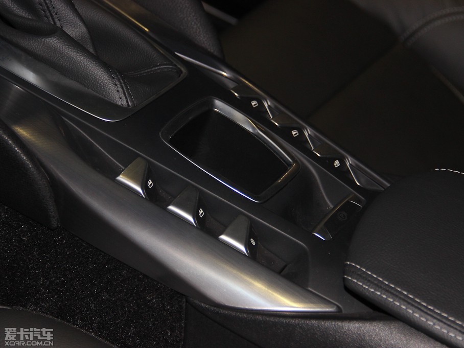 2014DS 5 1.6T Ԅ(dng)A THP200