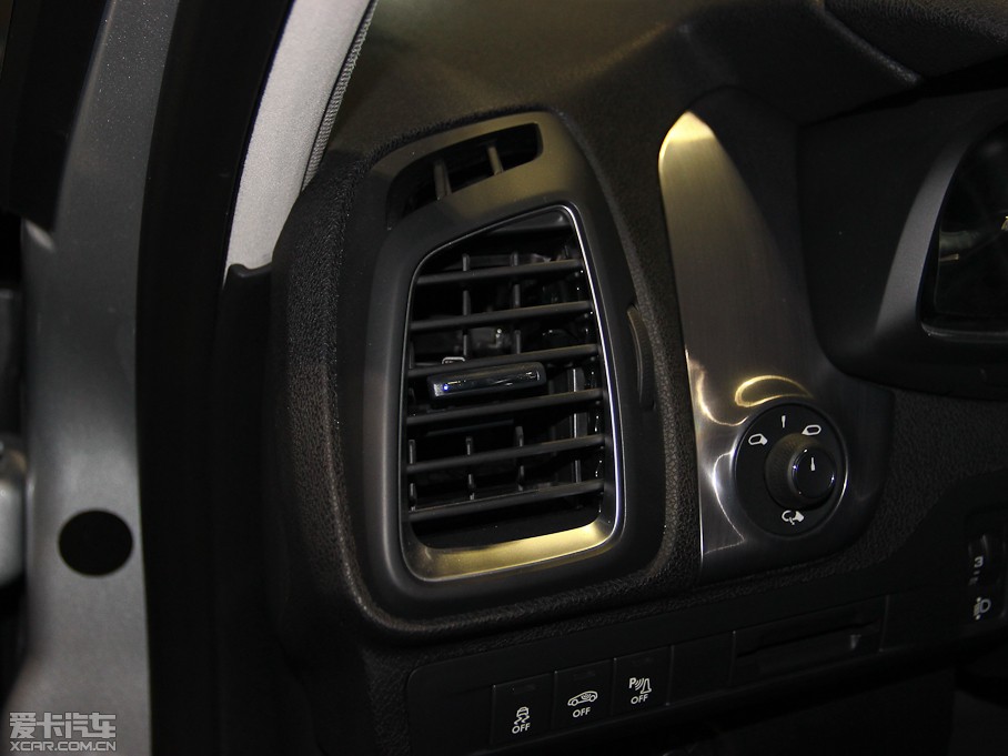 2014DS 5 1.6T ԄӺA THP200