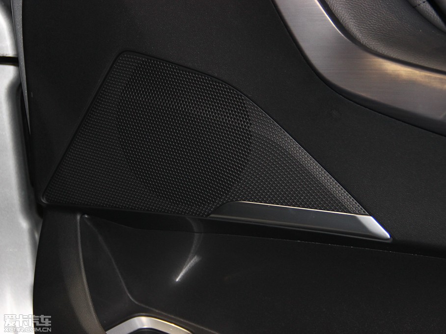 2014��DS 5 1.6T �ԄӺ��A�� THP200