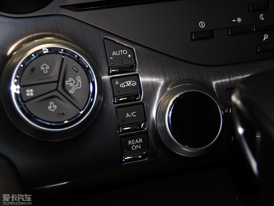 2014DS 5 1.6T ԄӺA THP200