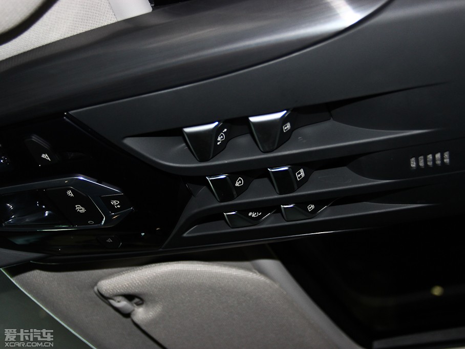 2014DS 5 1.6T ԄӺA THP200