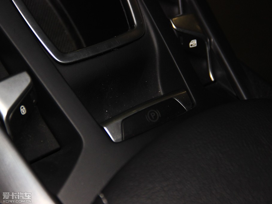 2014DS 5 1.6T ԄӺA THP200