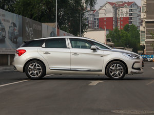 2014款1.6T 自动雅致版 THP160 整体外观