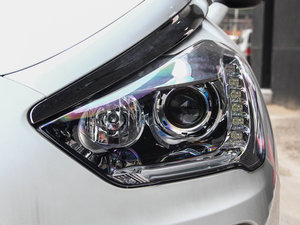 2014款1.6T 自动雅致版 THP160 大灯