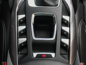 2014款1.6T 自动雅致版 THP160 主驾车窗控制区	