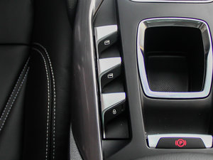 2014款1.6T 自动雅致版 THP160 中控区