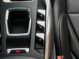 2014款1.6T 自动雅致版 THP160 中控区