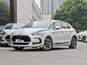 2014款1.6T 自动尊享版 THP200 左前45度