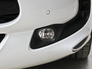 2014款1.6T 自动尊享版 THP200 前雾灯